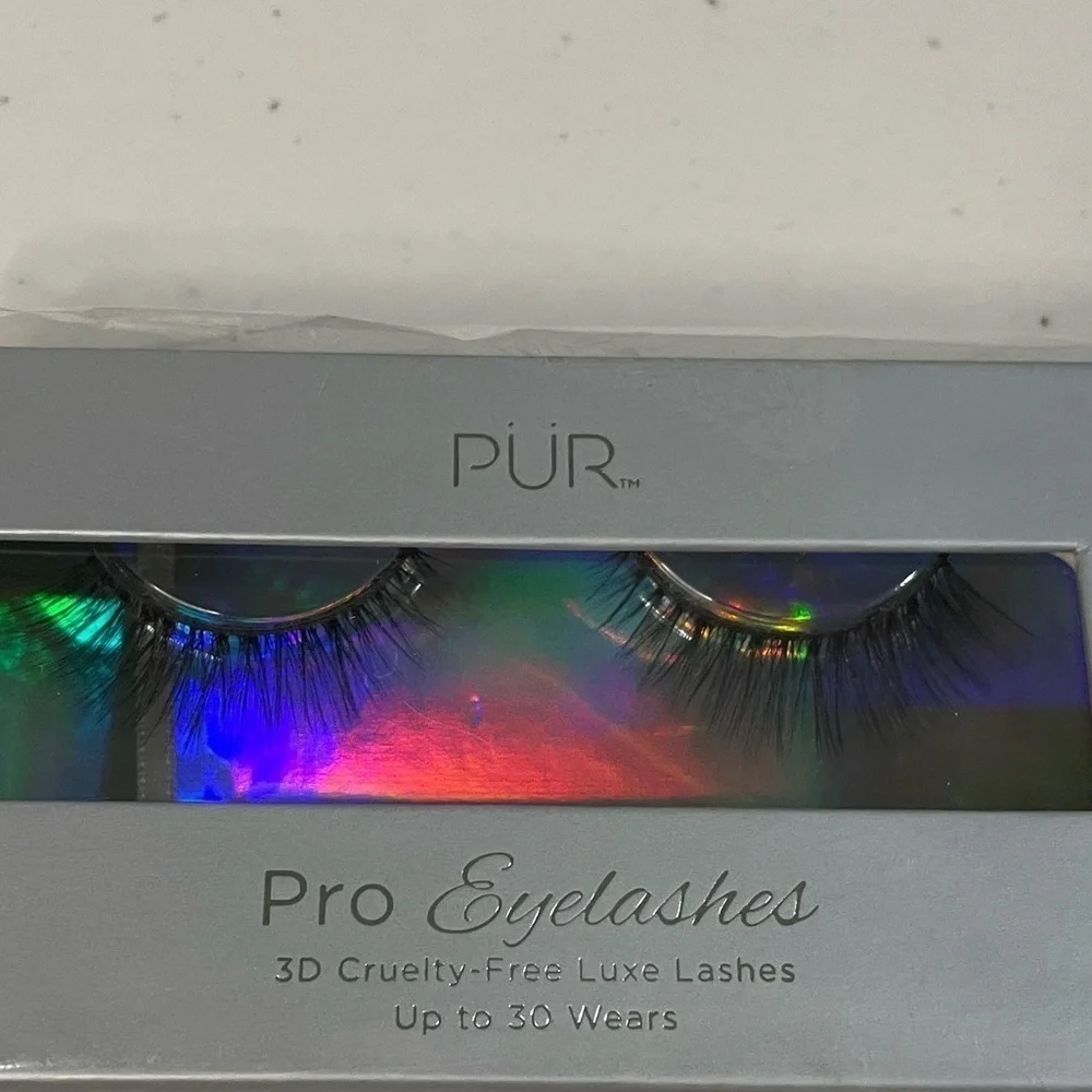 PUR Eyelashes Pro 30 Wears Gorgeous Sealed Holographic Case 📥 Eyelashes Lashes 🆕